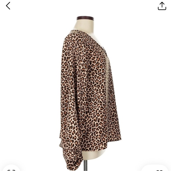 Impressions Animal Print V-Neck Blouse With Bell Sleeves Size Medium - Picture 6 of 6